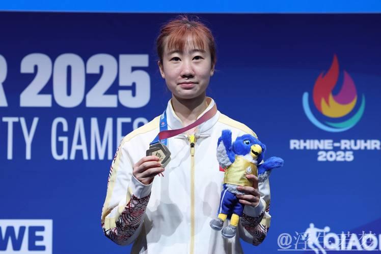 赵尚勇夺大运会女子单打冠军