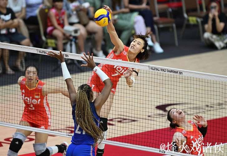 中国女排1-3不敌法国女排 遗憾无缘世锦赛八强 中国女排1-3不敌法国女排 遗憾无缘世锦赛八强