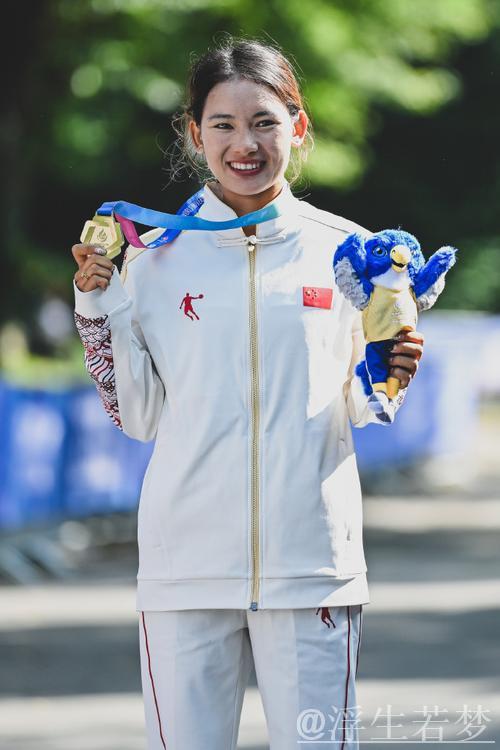 大运会综述：体操羽毛球落幕 马秀针夺女子半马桂冠